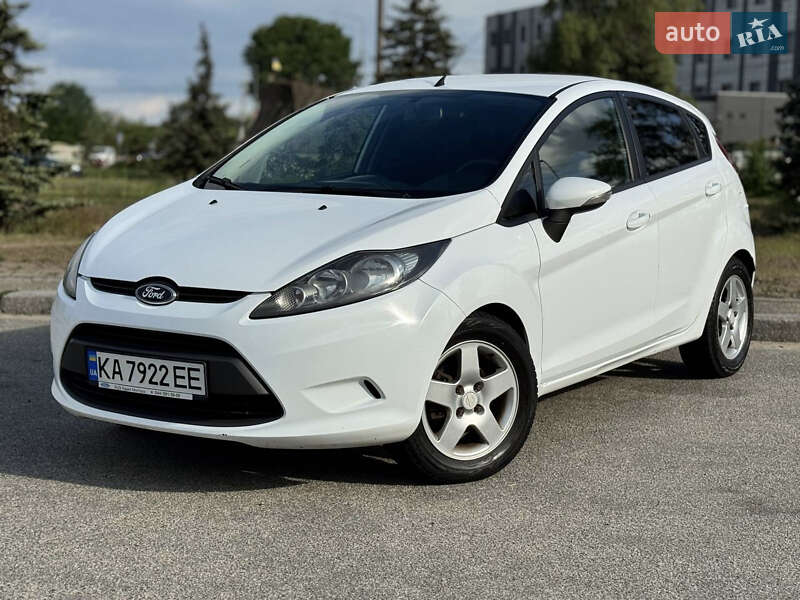 Ford Fiesta (2012)