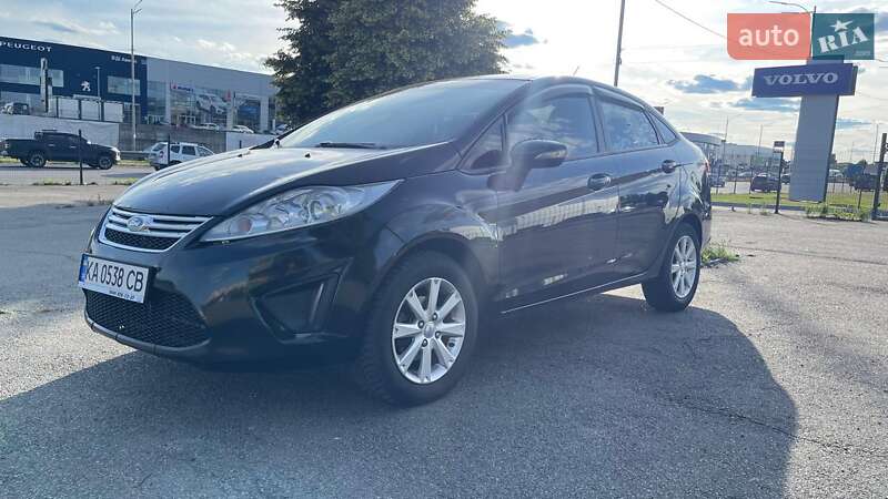 Ford Fiesta (2012)