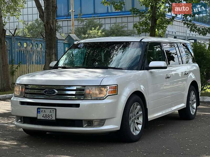 Ford Flex (2009)