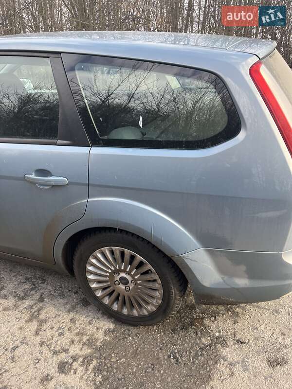 Ford Focus (2008)