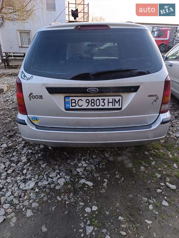 Ford Focus (2002)