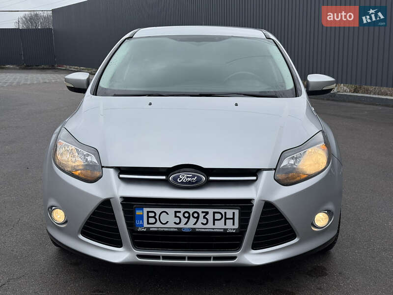 Ford Focus (2012)