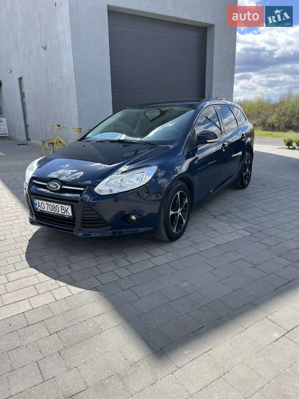 Ford Focus (2012)