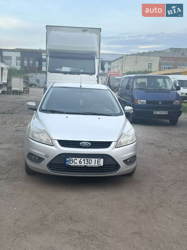 Ford Focus (2008)