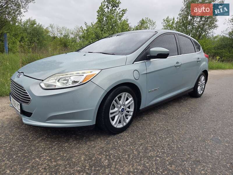 Ford Focus (2012)