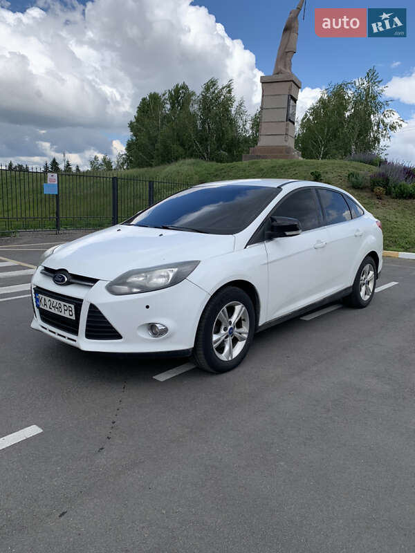 Ford Focus (2012)