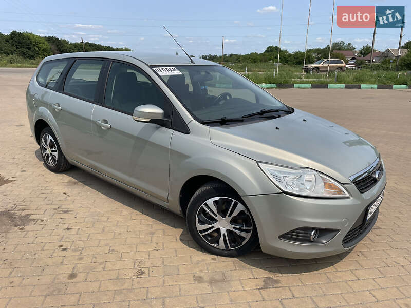 Ford Focus (2010)