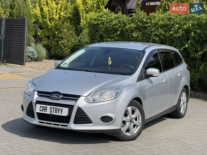 Ford Focus (2012)