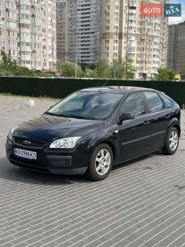 Ford Focus (2005)