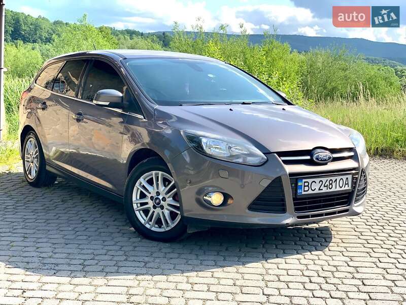 Ford Focus (2012)