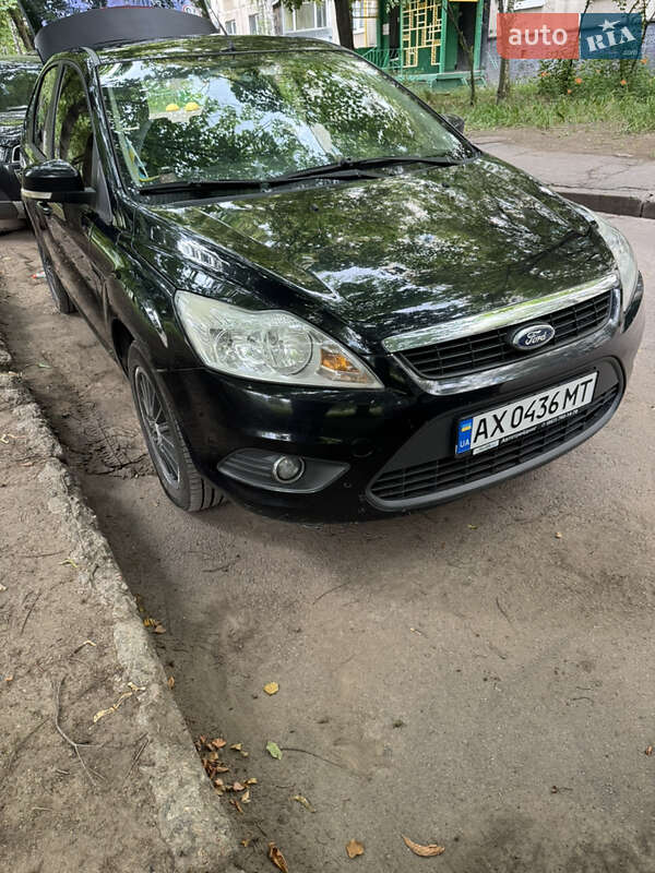 Ford Focus (2010)