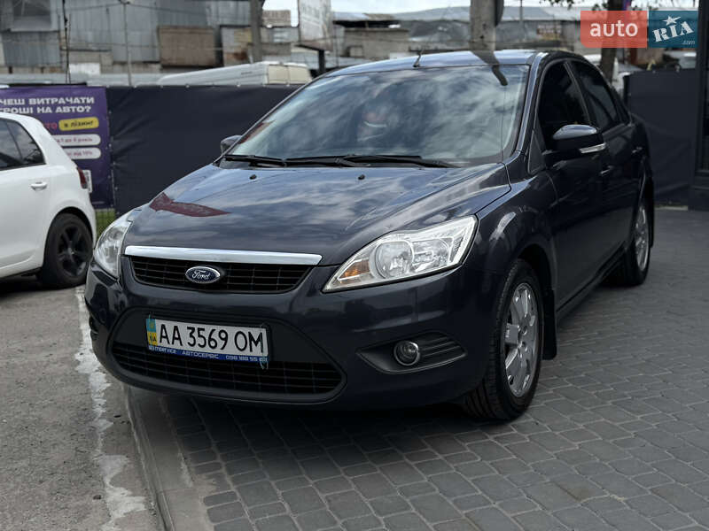Ford Focus (2011)
