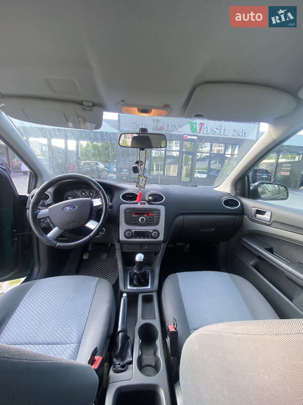 Ford Focus (2007)
