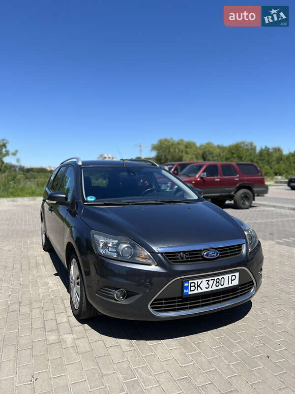 Ford Focus (2008)