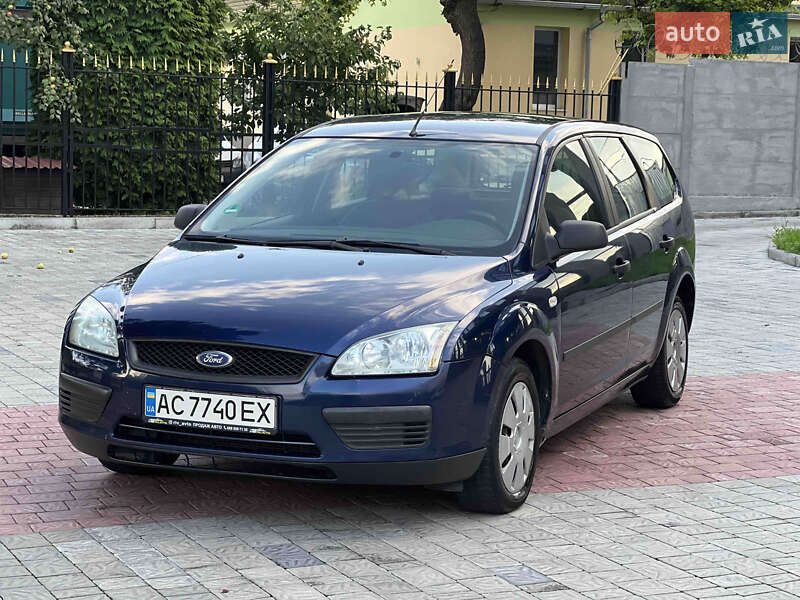 Ford Focus (2005)