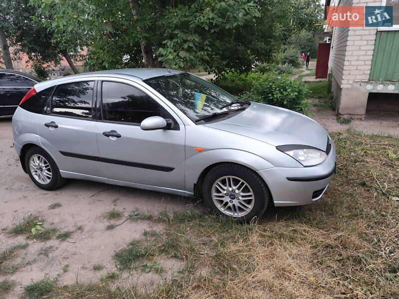 Ford Focus (2003)