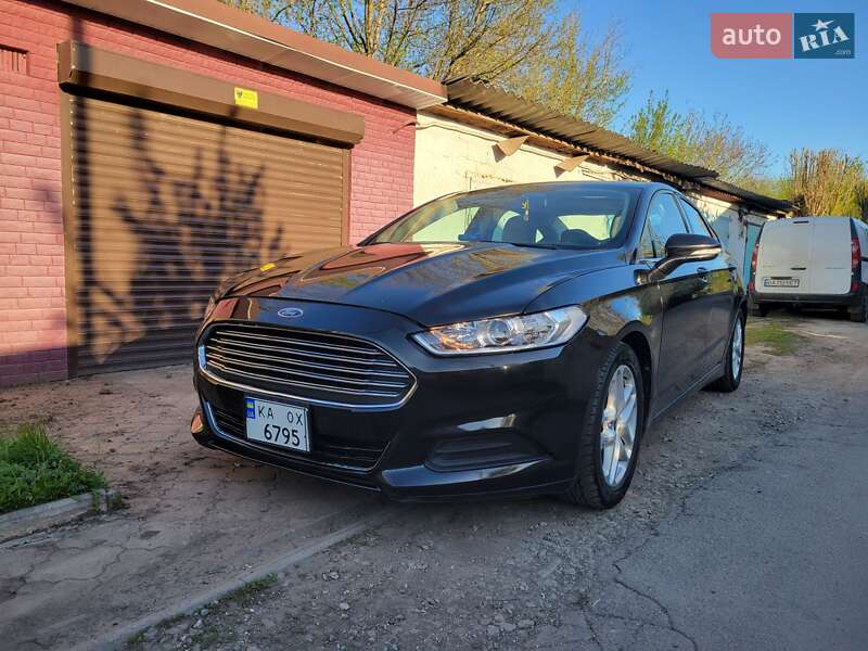 Ford Fusion (2013)