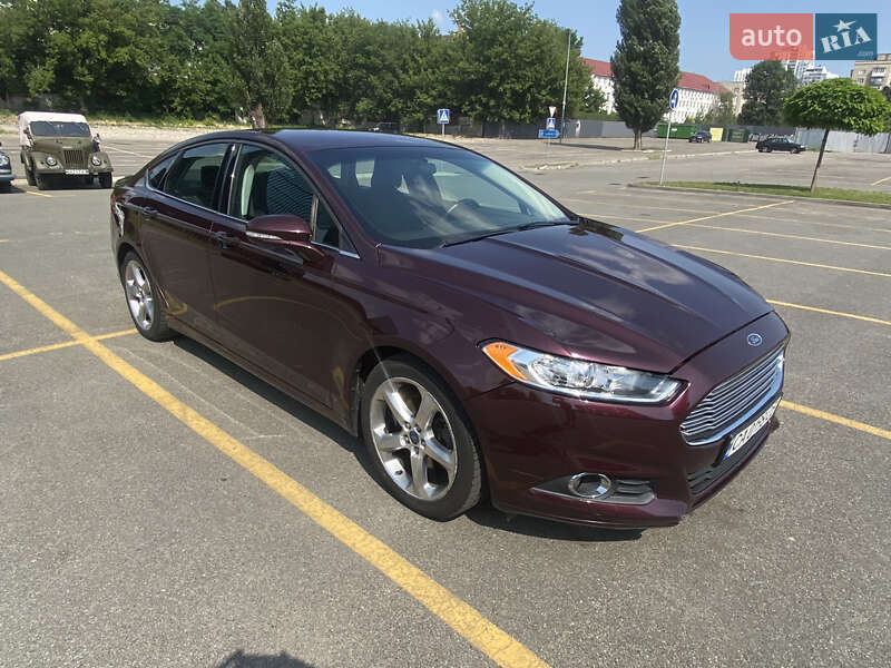 Ford Fusion (2013)
