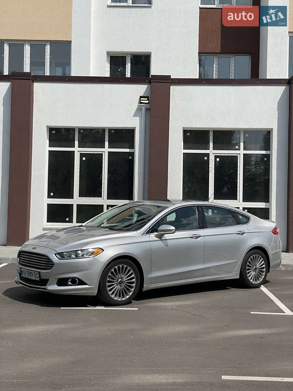 Ford Fusion (2013)