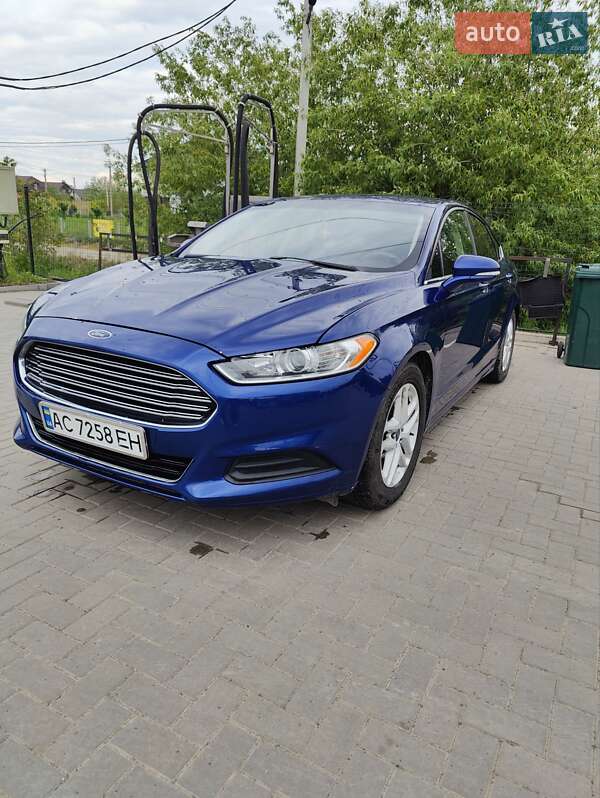 Ford Fusion (2014)