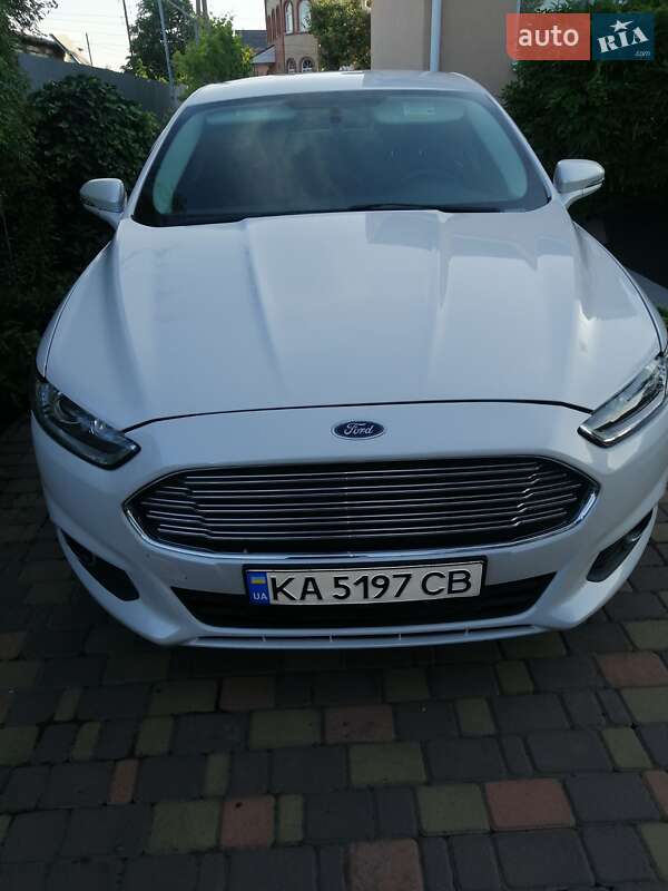 Ford Fusion (2014)