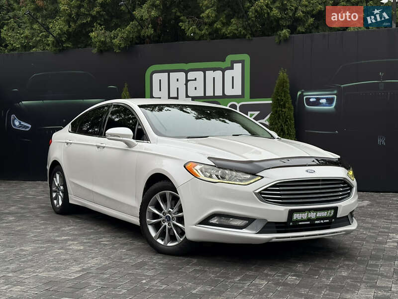 Ford Fusion (2016)