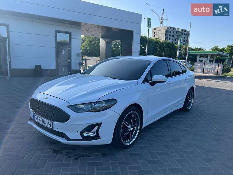 Ford Fusion (2019)