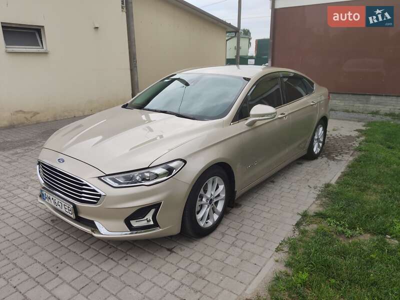 Ford Fusion (2018)