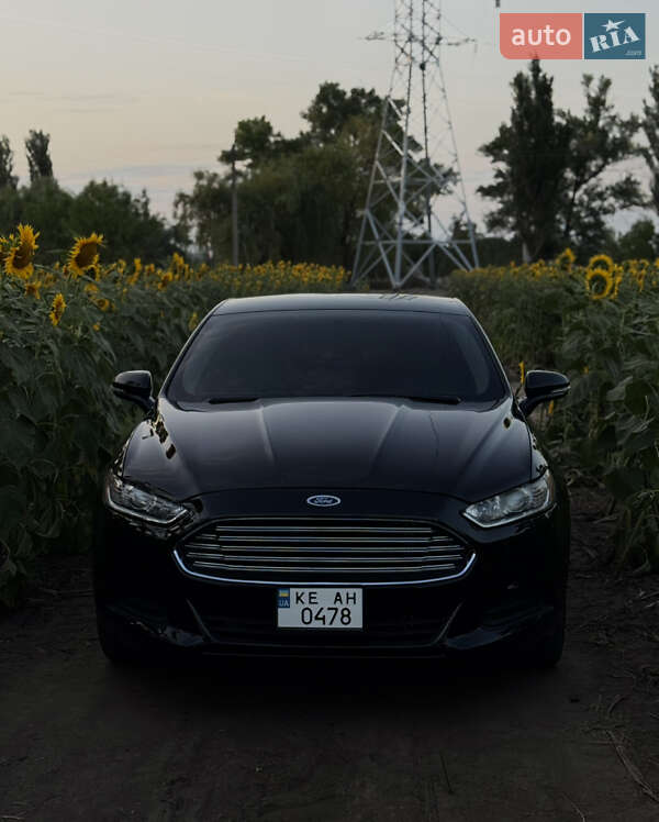 Ford Fusion (2014)