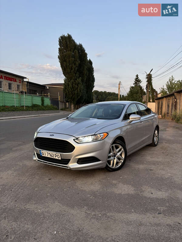 Ford Fusion (2014)
