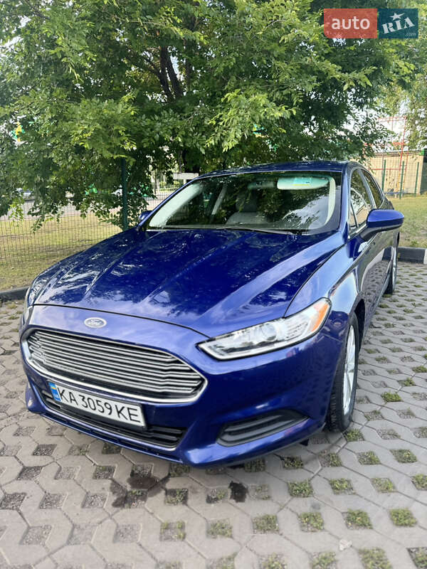 Ford Fusion (2014)