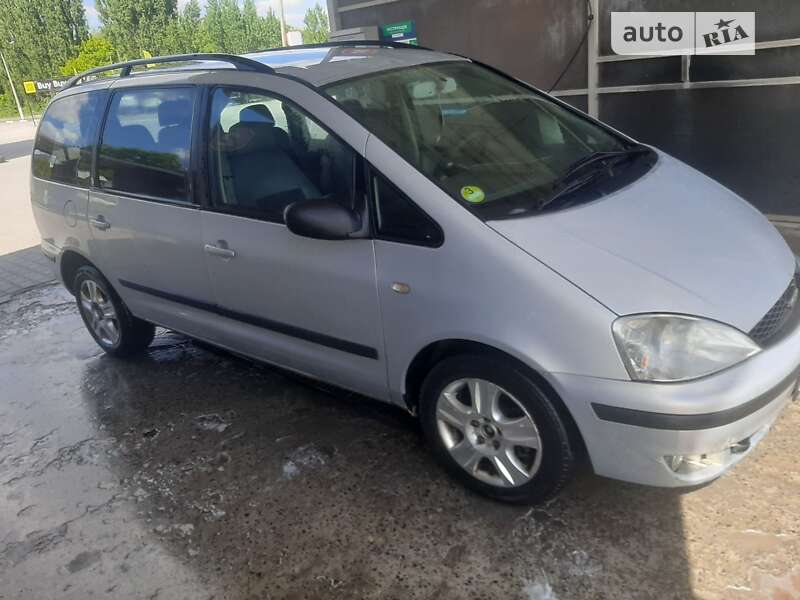 Ford Galaxy (2000)