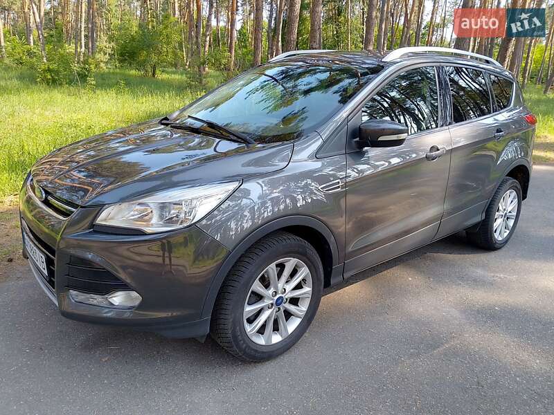 Ford Kuga (2016)