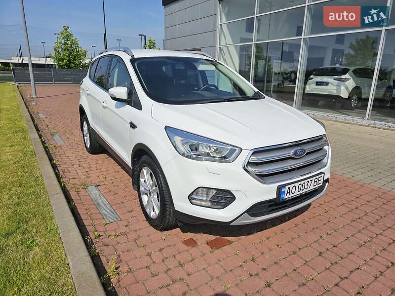 Ford Kuga (2019)