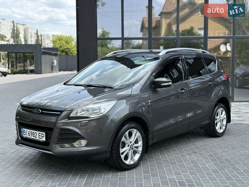 Ford Kuga (2016)