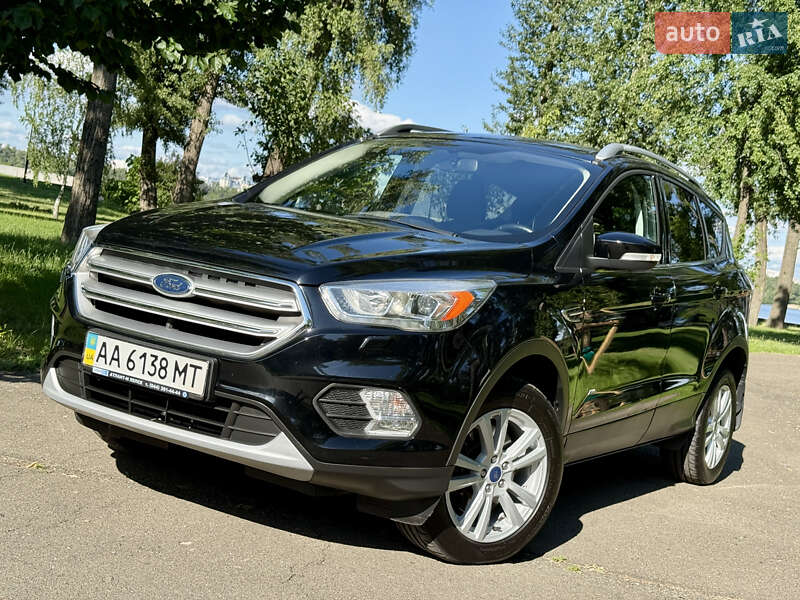 Ford Kuga (2017)