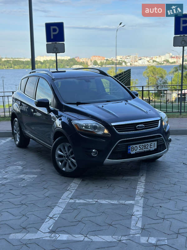Ford Kuga (2011)