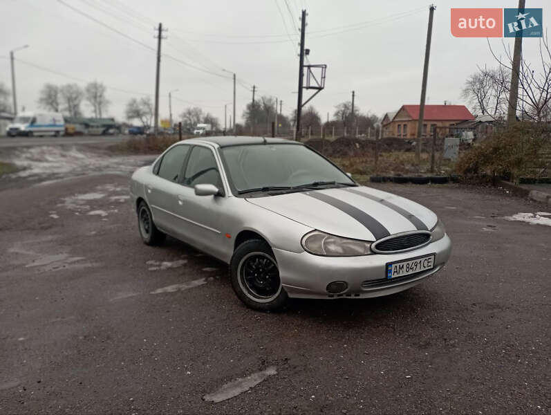 Ford Mondeo (1996)