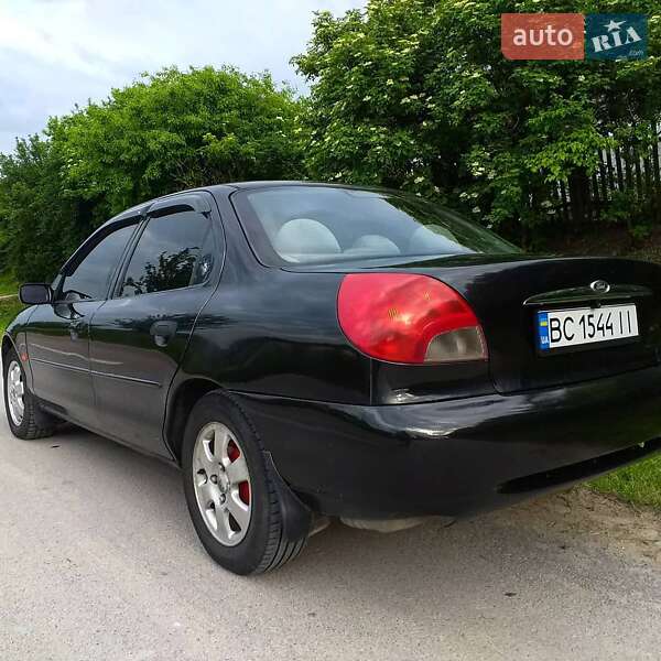 Ford Mondeo (1996)