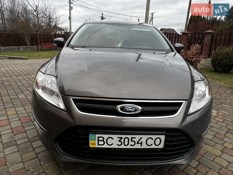 Ford Mondeo (2011)