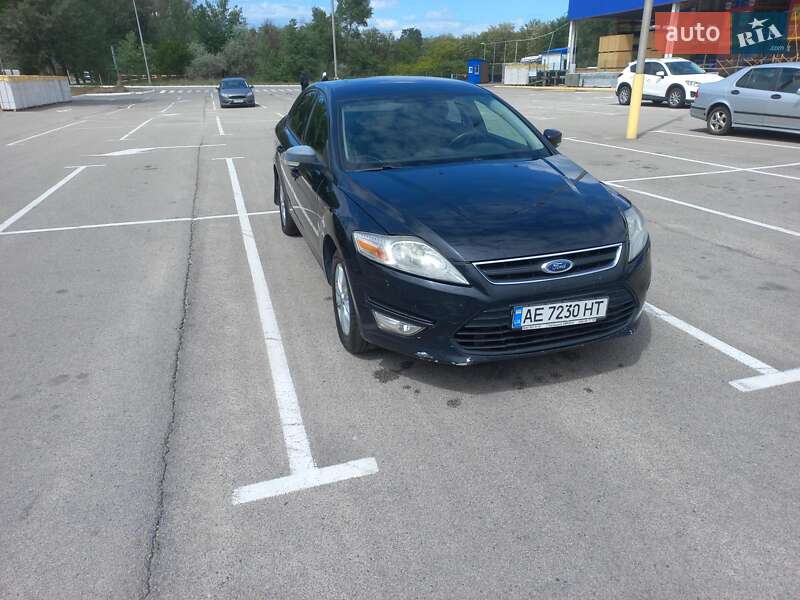 Ford Mondeo (2011)