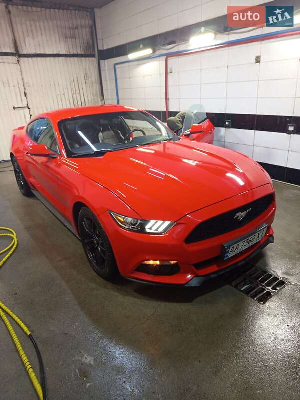 Ford Mustang (2014)