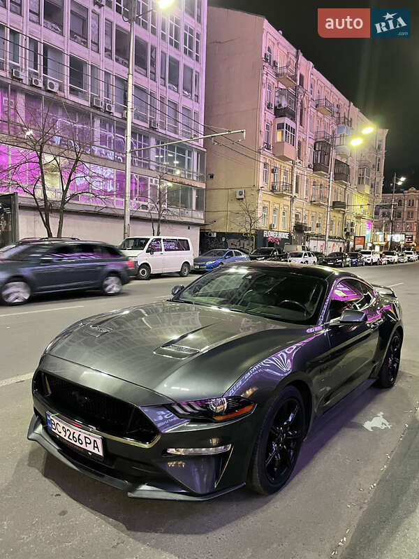 Ford Mustang (2020)