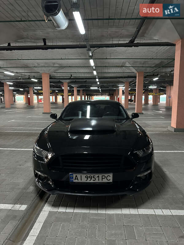 Ford Mustang (2015)