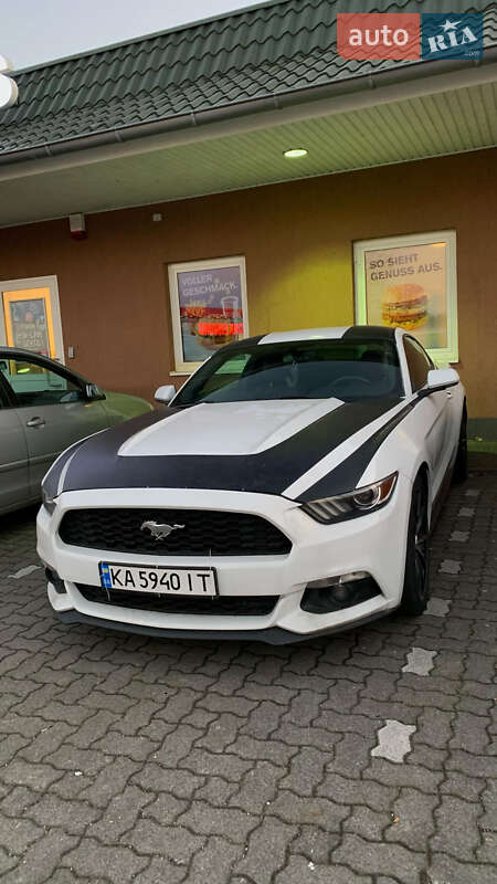 Ford Mustang (2015)