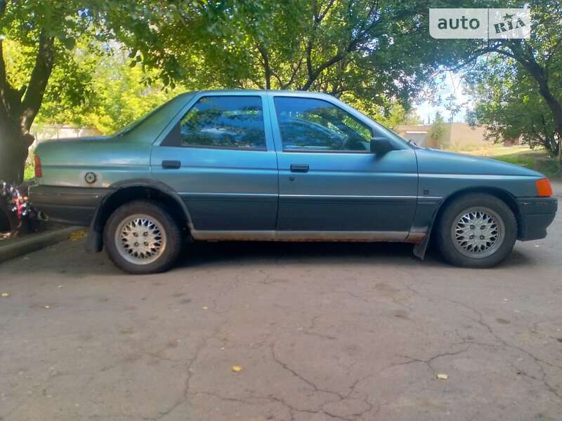 Ford Orion (1991)