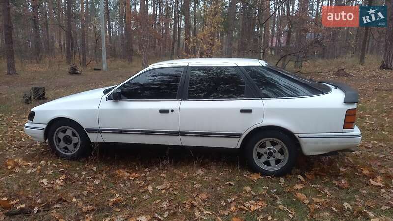 Ford Scorpio (1990)