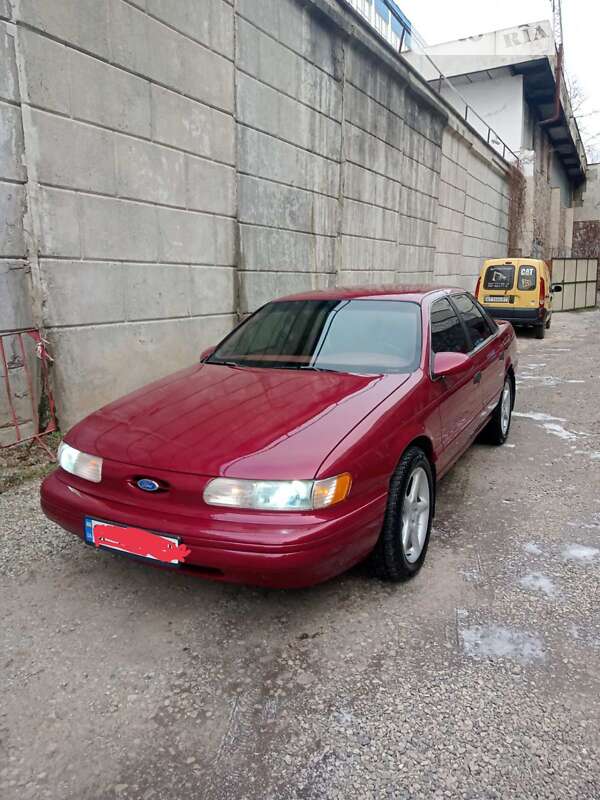 Ford Taurus (1992)