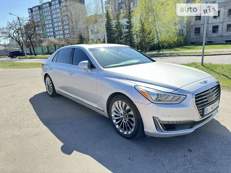 Genesis G 90 (2016)