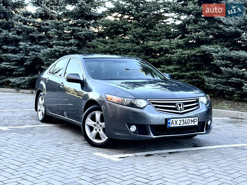 Honda Accord (2008)